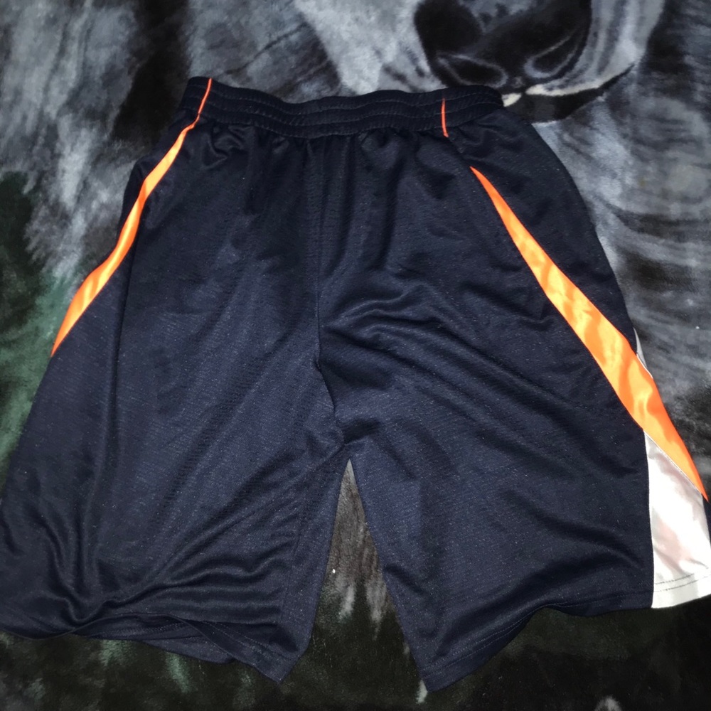Shorts - Picture 2 of 2